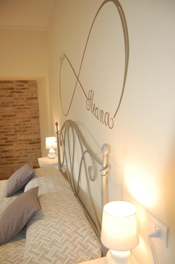 Casa Ileana Apartment เวโรนา ภายนอก รูปภาพ